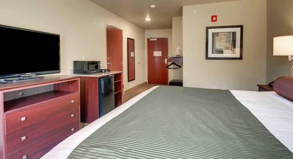 Hotel Cobblestone Inn&suites - 3*