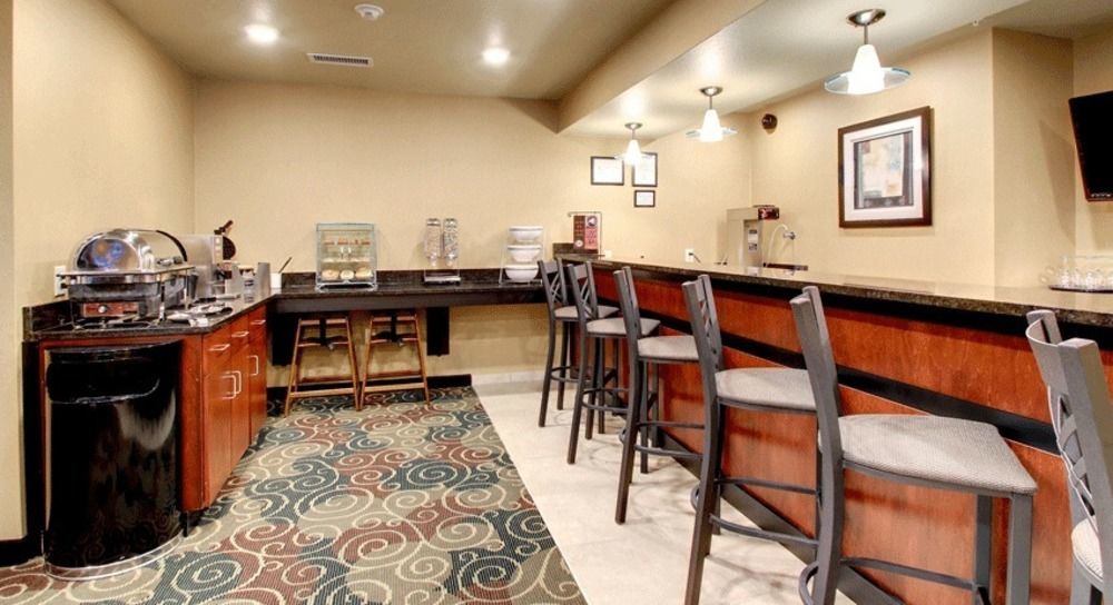 Hotel Cobblestone Inn&suites - 3*