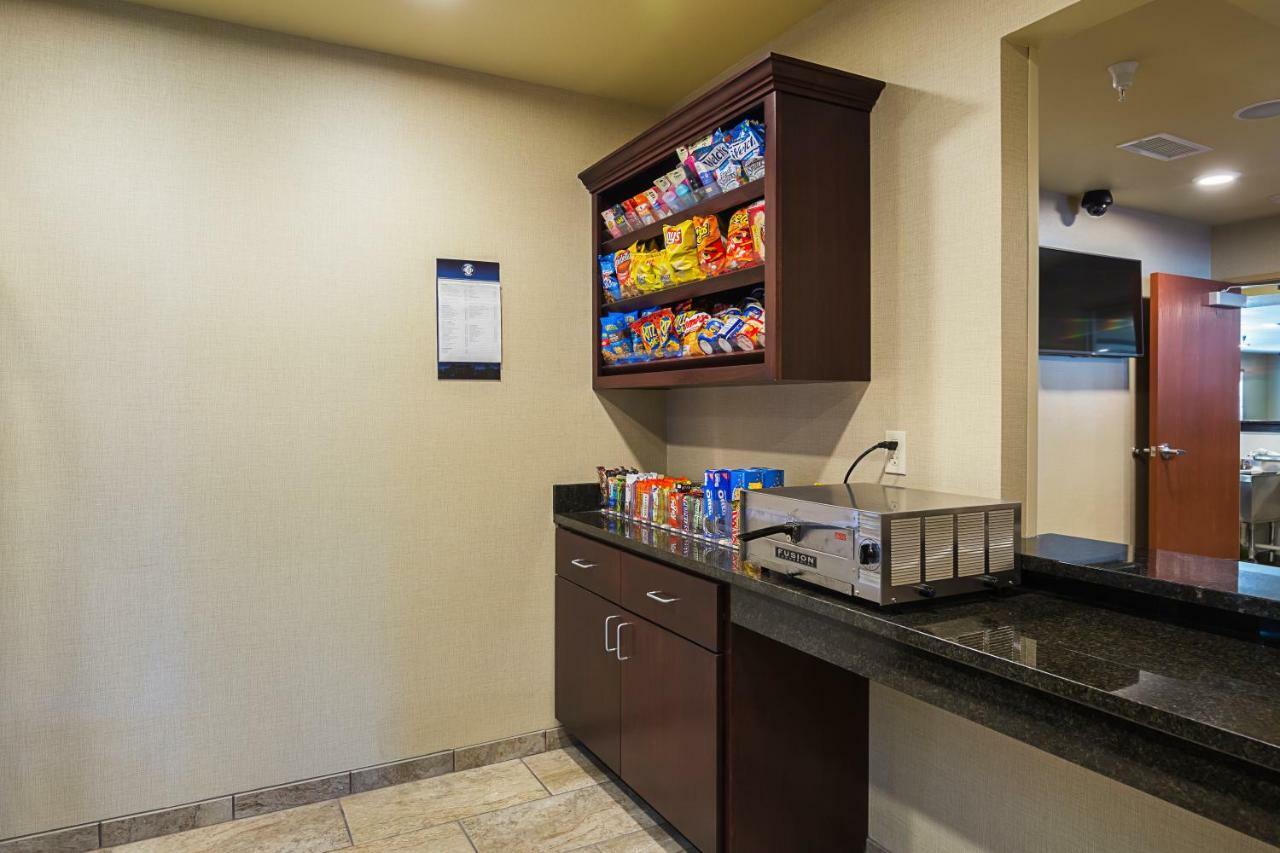 Cobblestone Inn&suites -