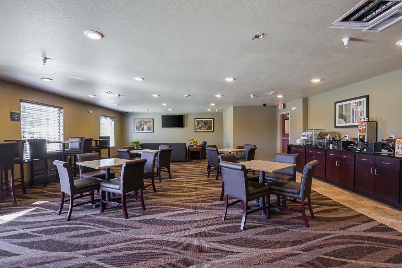 Cobblestone Inn&suites - 3* Altamont